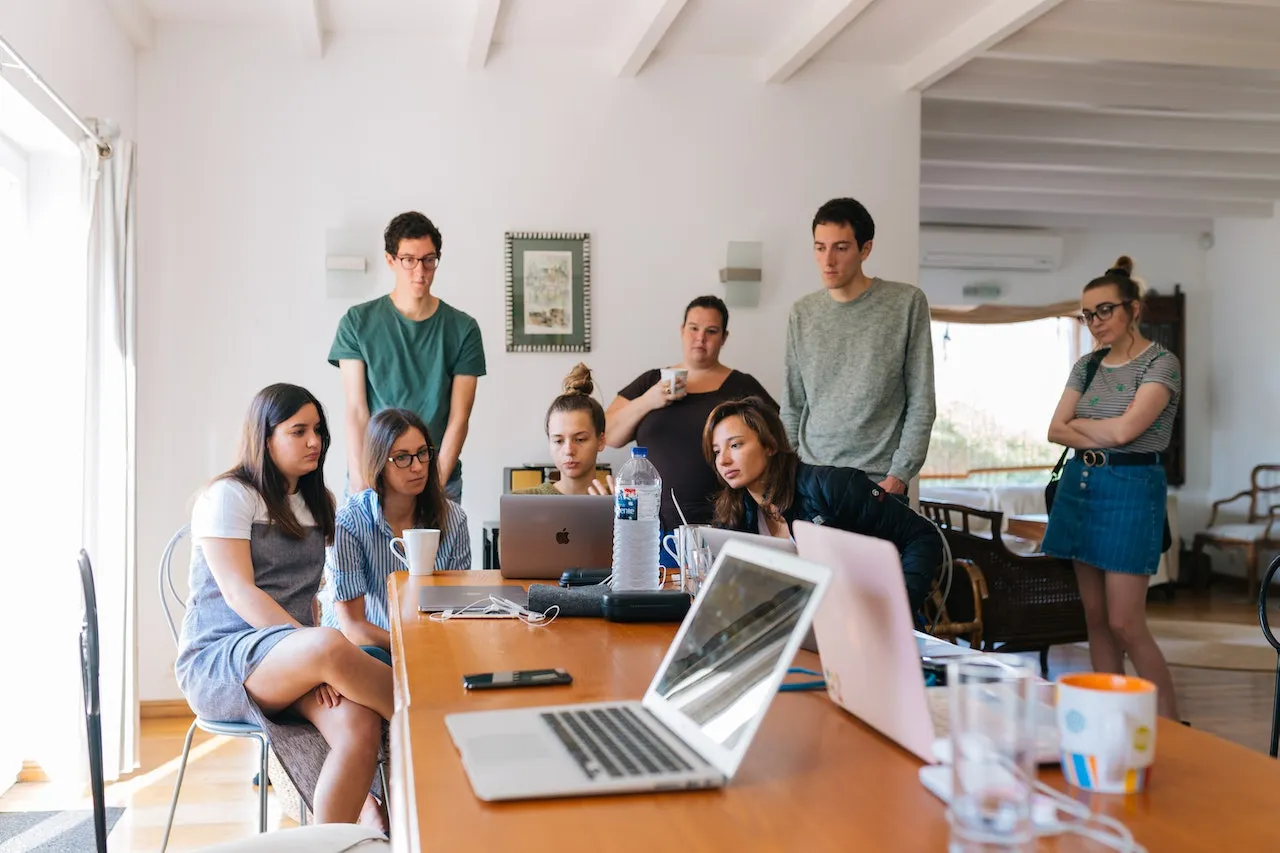 b2b demand generation strategy