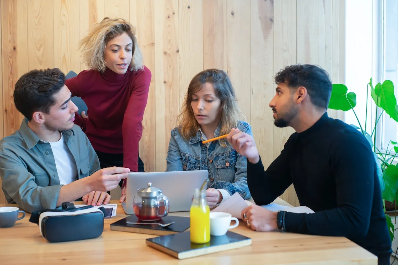 difference between b2b and b2c business model
