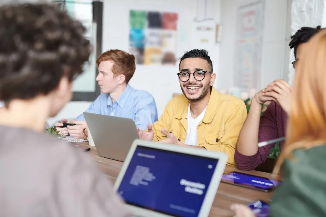 partnership marketing strategy untuk b2b lead generation