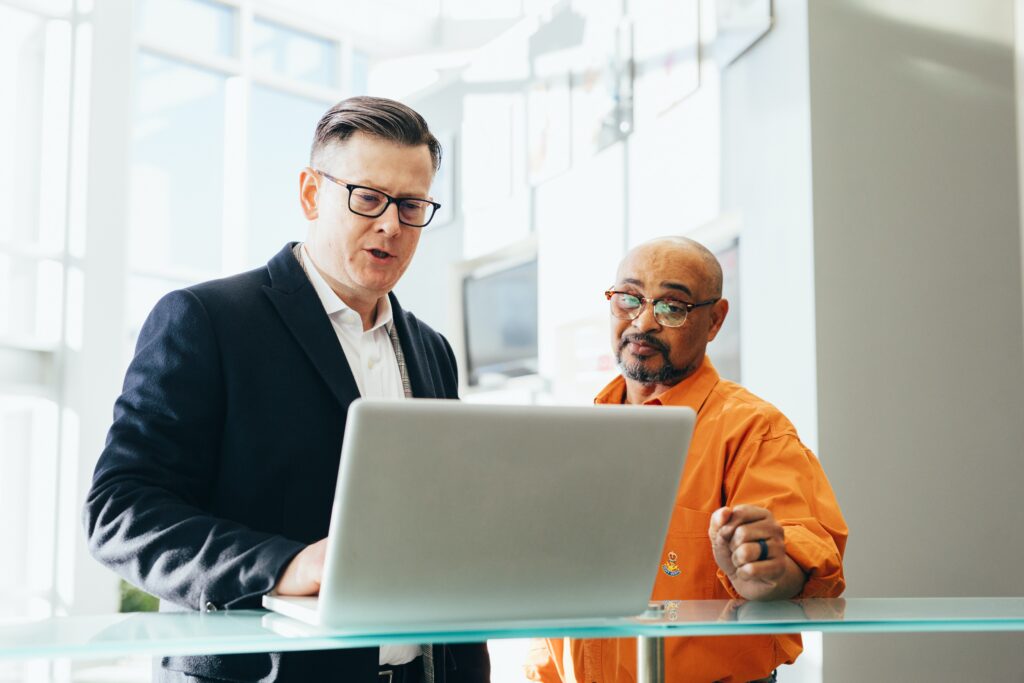 Perbedaan Sales dan Marketing